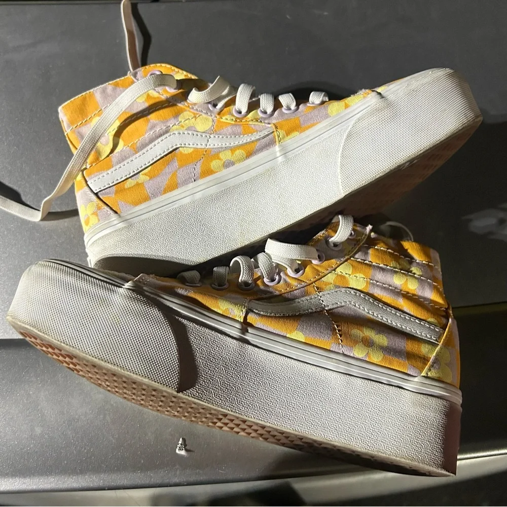 Vans stylish platform